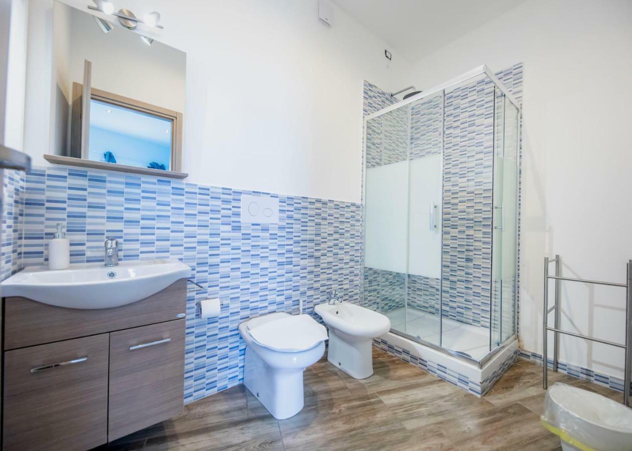 Borgo Marino Suite B&B Чефалу Екстериор снимка