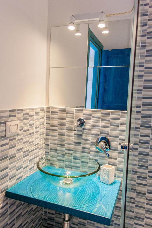 Borgo Marino Suite B&B Чефалу Екстериор снимка